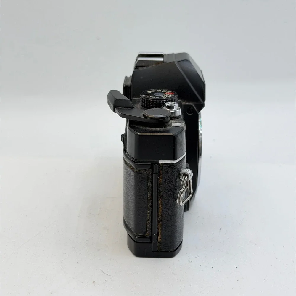 Konica Autoreflex TC 35mm SLR Film Camera Body Black Made in Japan Parts Repair
